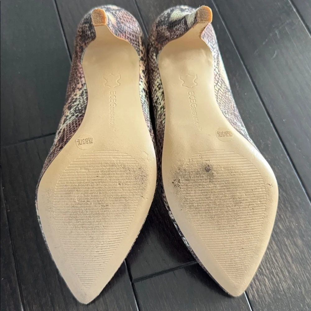 BCBGeneration Treasure stiletto pumps in multi-color snakeskin print Size 7.5